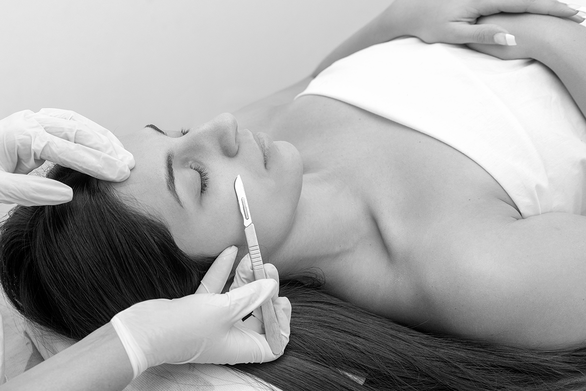 Dermaplane Deluxe